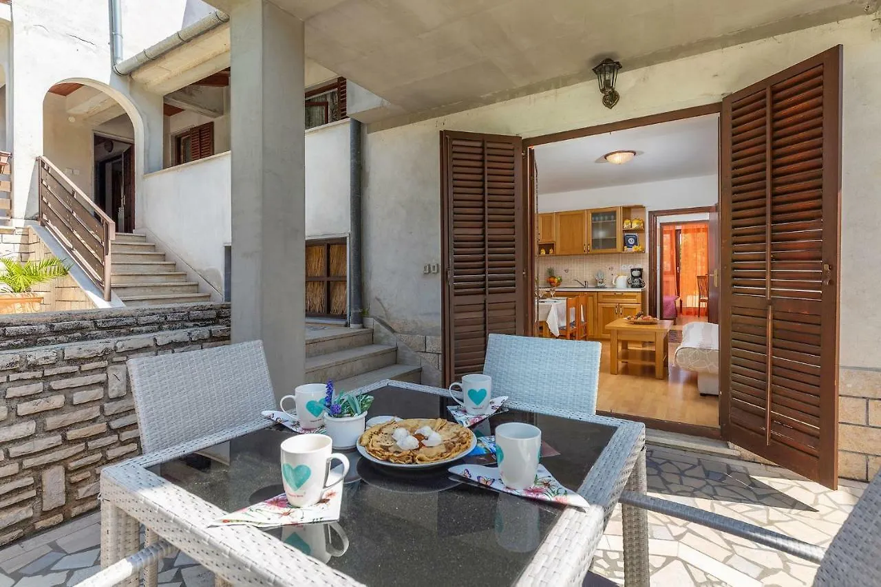 Apartments Rita Poreč Kroatien