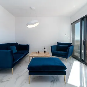 https://lavender-tree-luxury-suites.hotels-in-trogir.com